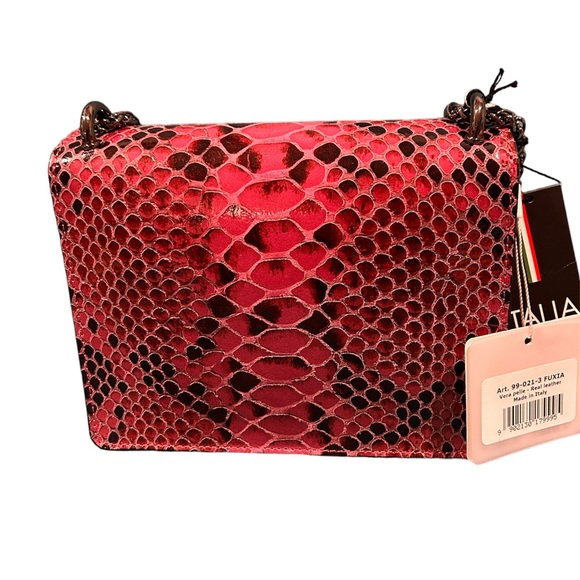 MARTINA GALANTI Fuschia Made In Italy Leather Crossbody - Picture 2 of 6